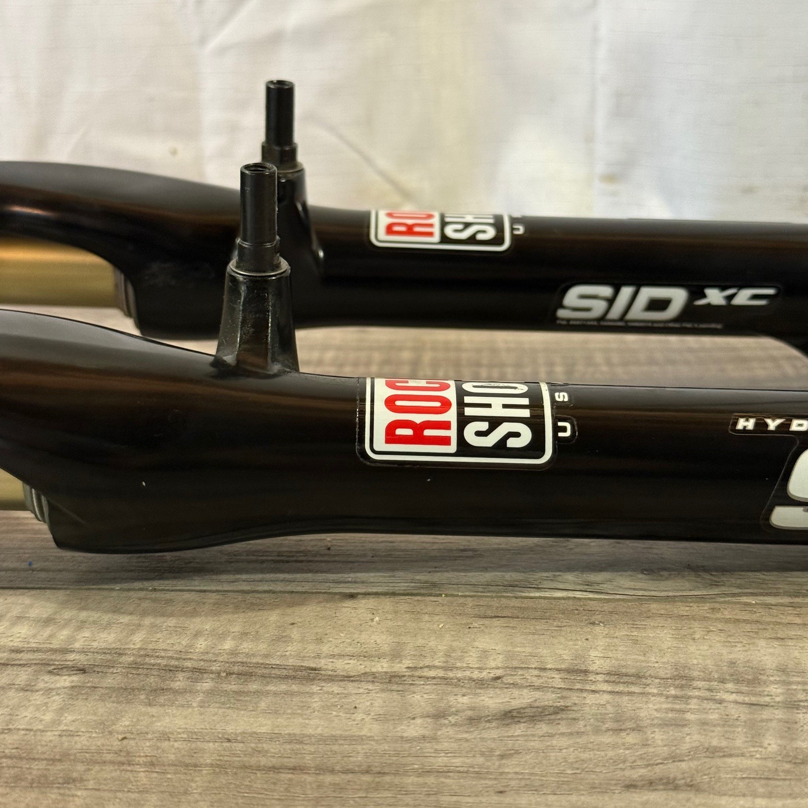 Rock Shox SID XC Hydra Air 26 Black 1 1/8 Threadless 196 V-Brake Disc 80mm CLEAN