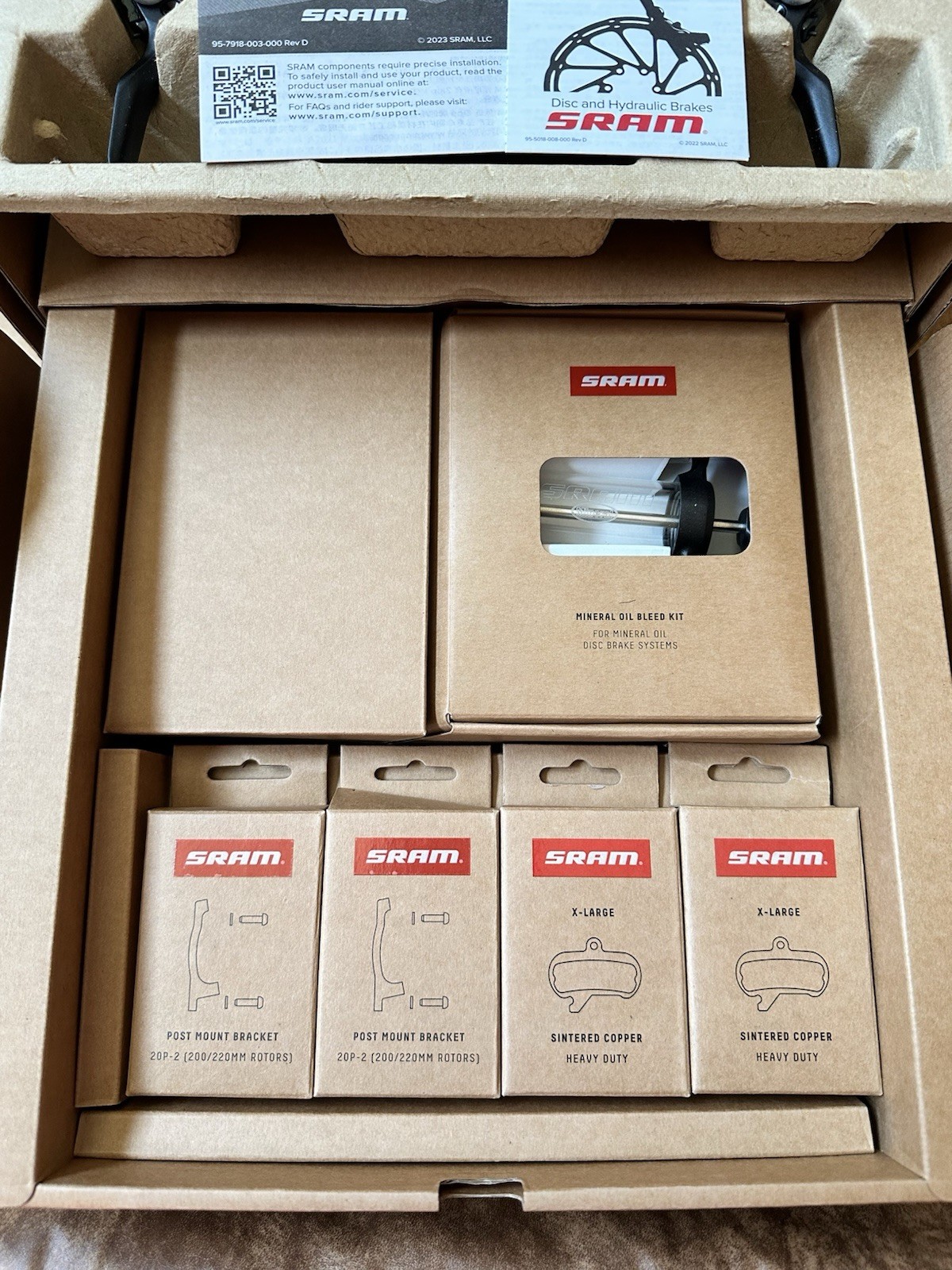 SRAM Maven Ultimate Expert Limited Edition hydraulic disc brake kit.