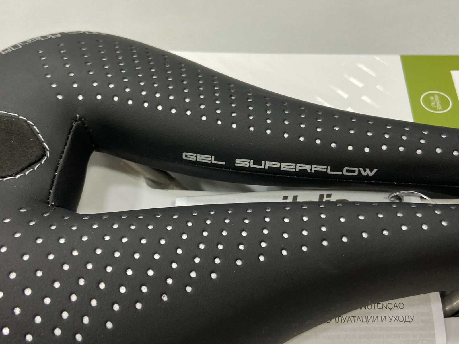 Selle Italia Diva Gel Superflow TI 316 Rail L3 152x270mm (Lady) Saddle (Black)