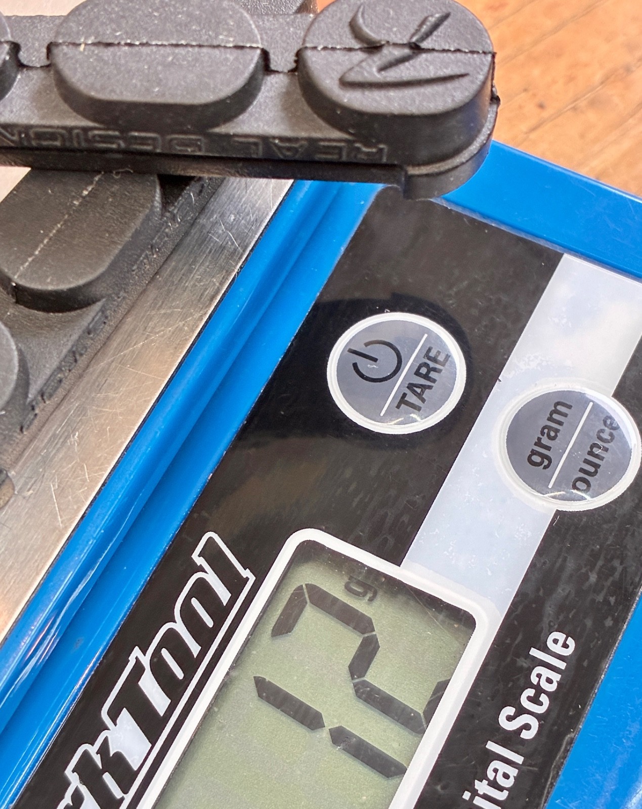 NOS REAL Brake Pad Inserts Black ‘Normal»• One pair • MTB • Shimano Compatible