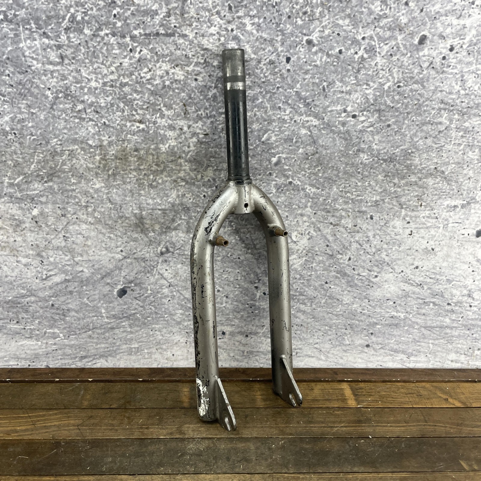 BMX Fork 20in 1-1/8 Threadless 990 Posts FReestyle Steel 10mm Dropout Mid School