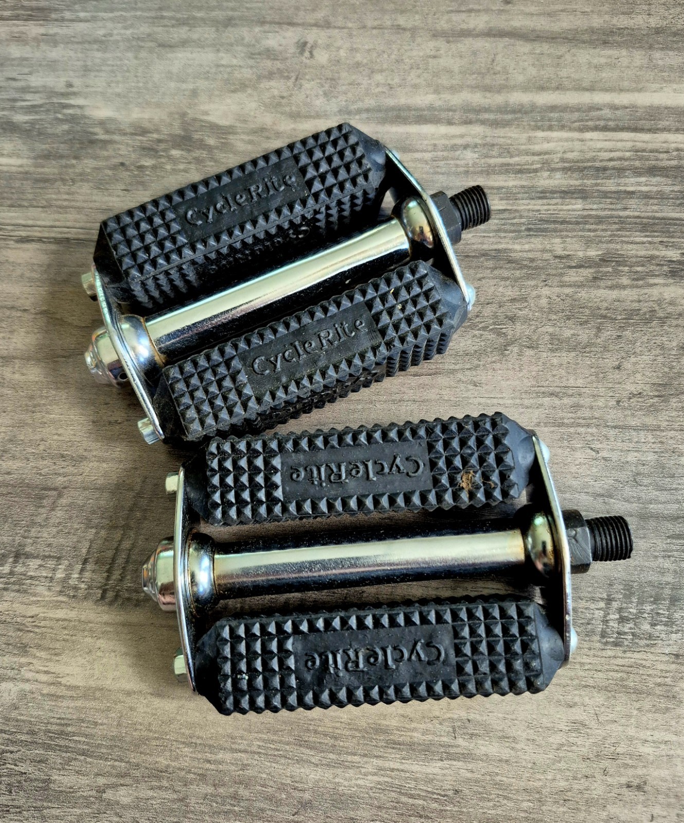 CycleRite GentsNo.20( N.i.B.)Rubber/Steel Pedals 1/2 in Axle Black/Silver
