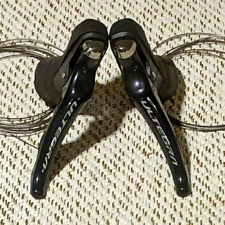 Shimano Ultegra ST-6800 11-Speed Road Drop Bar Brake/Shifter Levers Pair Black