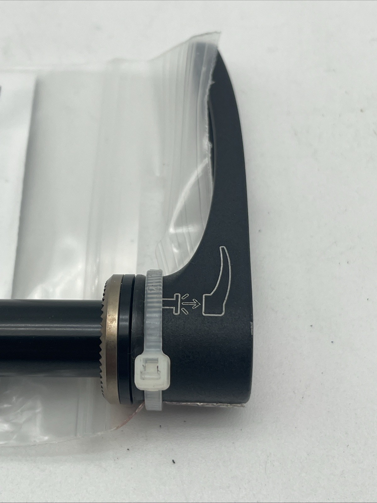 DT Swiss RWS Rear 12 x 142mm Thru Axle Removeable Lever 12×1.5mm 171mm Long