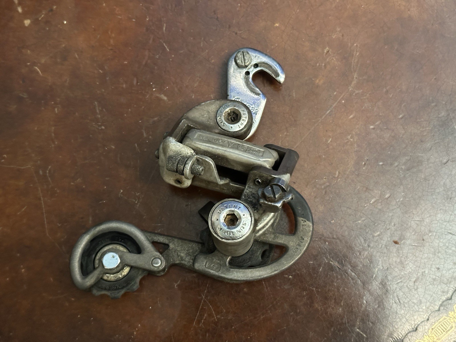 Vintage SunTour V-GT Luxe Rear Derailleur Long Cage Alloy Silver Friction