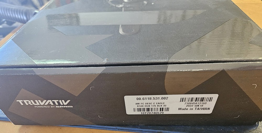 TRUVATIV Descendant Carbon 175mm DUB Crankset , 32t, brand new, original packing