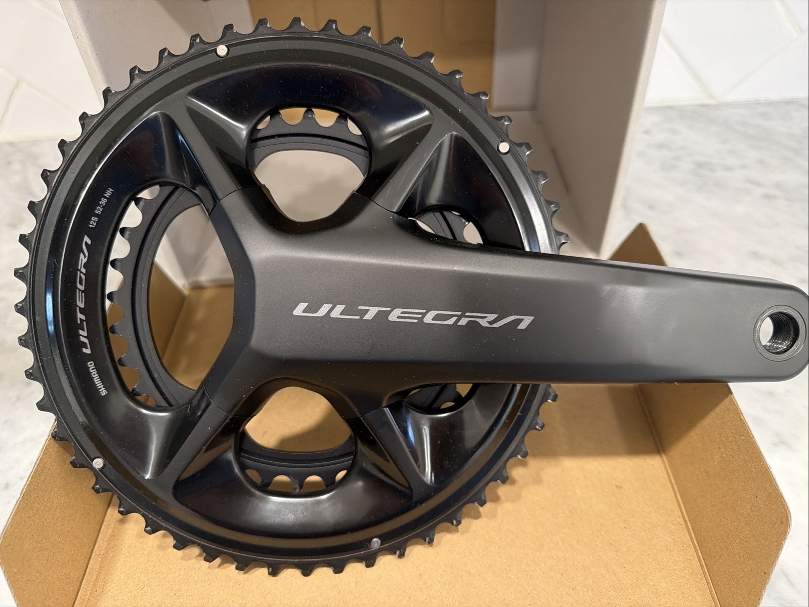 Shimano Ultegra FC-R8100 Crankset 12 Speed 172.5 mm length