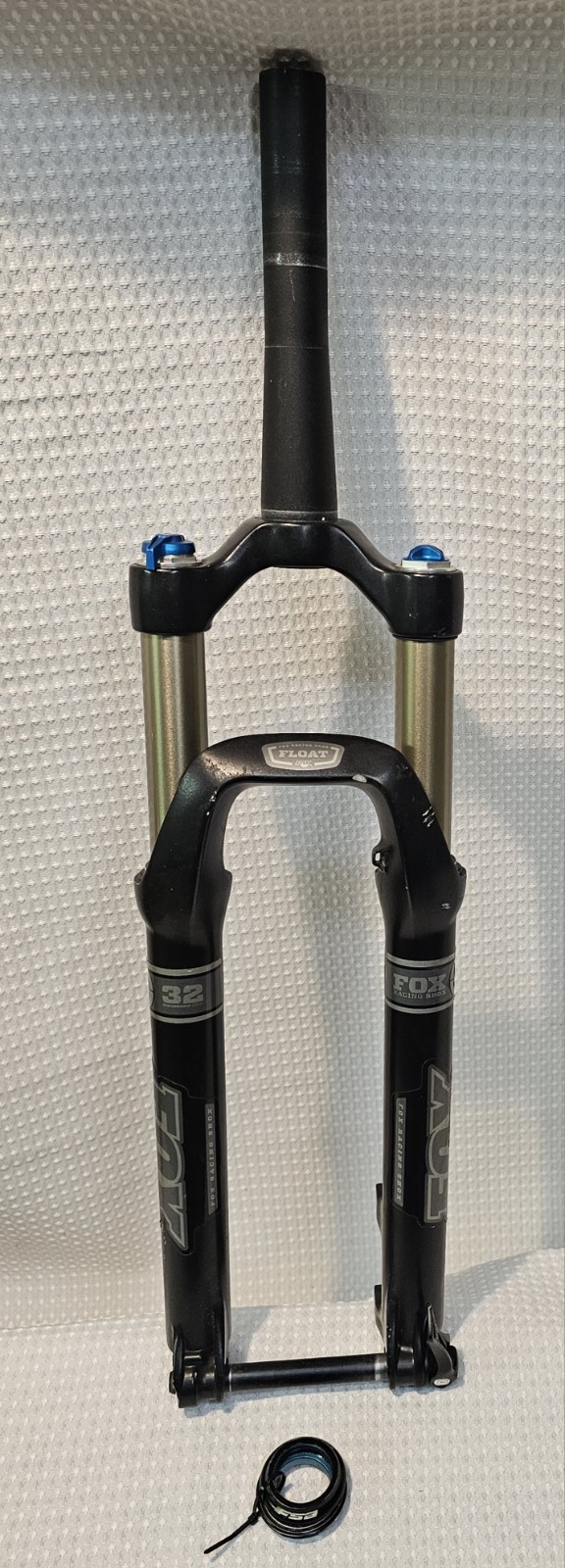 FOX FLOAT MTB SUSPENSION FORK, 26″, 140MM. Excellent