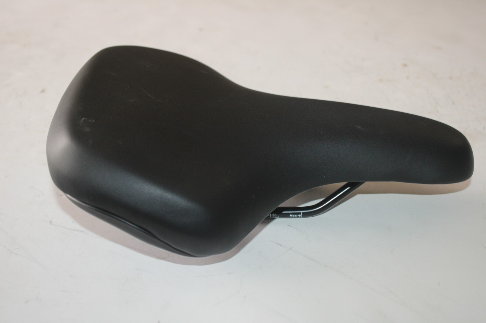 Velo City Hybrid Bike Saddle 265 / 195mm E Bike Ergo Black Comfort Hybrid MTB