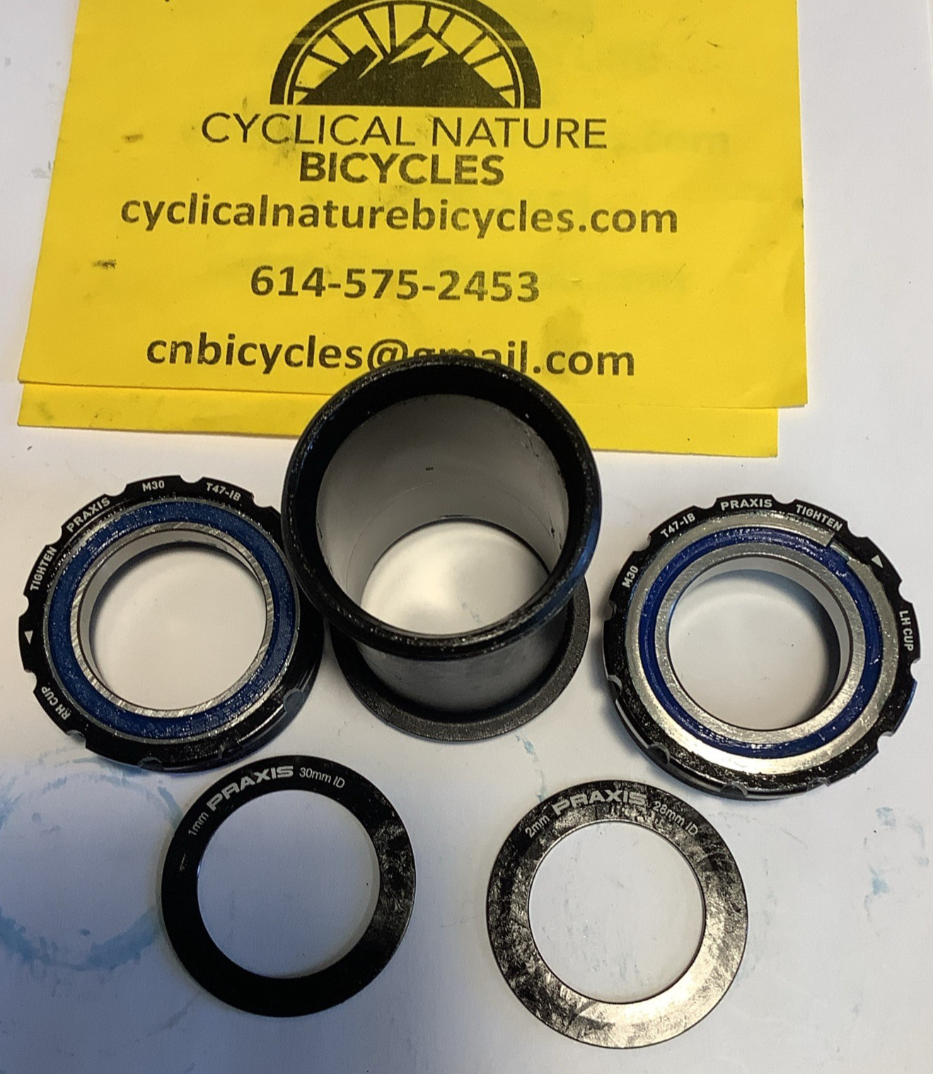 Praxis T47 M30 internal bottom bracket , new bike take-off