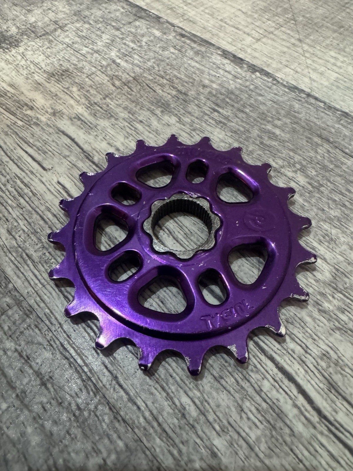 PROFILE BMX SPROCKET 3/4 In Retro Purple SPLINE DRIVE 20T
