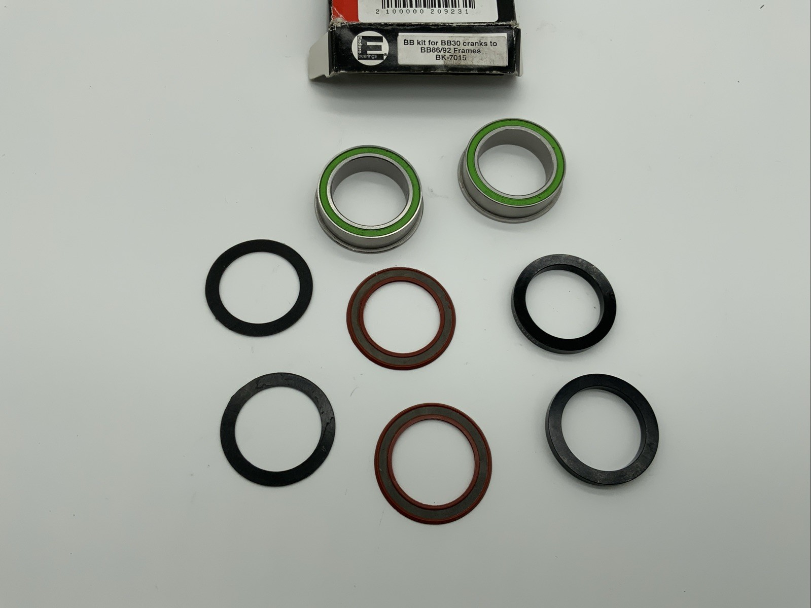 Enduro BB86/BB92 to 30mm Stainless Steel Bottom Bracket BK-7015