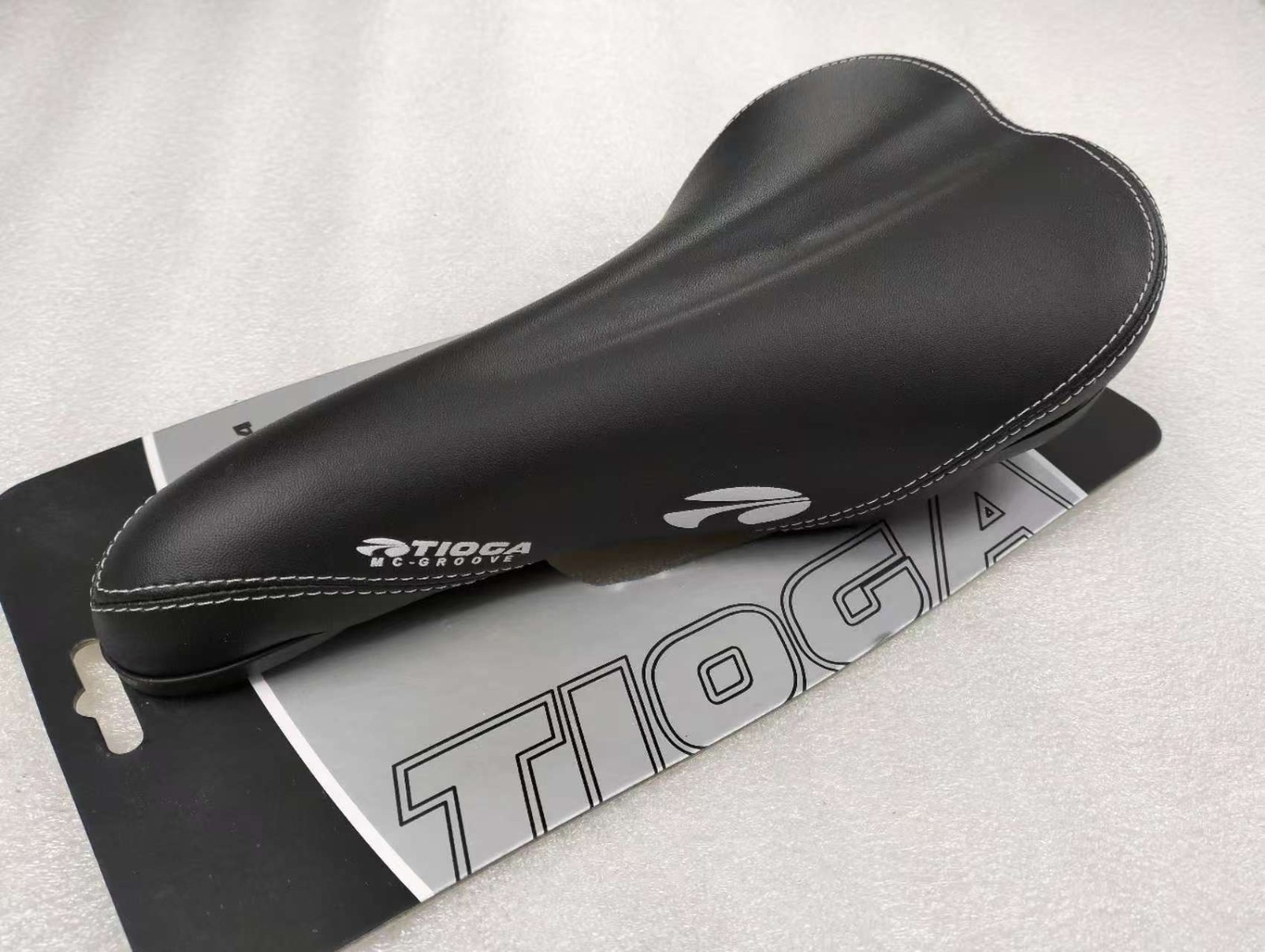 NEW TIOGA MC GROOVE SEAT SADDLE MTB OFFROAD FREERIDE 266MM 136MM BLACK