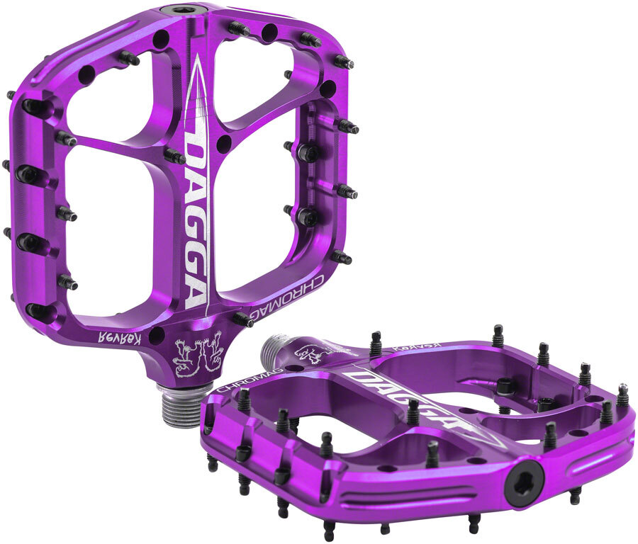 Chromag Dagga Platform Pedals 9/16″ Concave Aluminum Body 24 Tunable Pins Purple