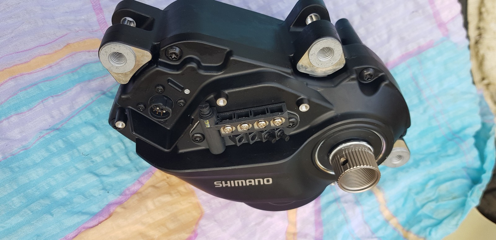 Shimano EP6 DU-EP600 250W 85Nm motor