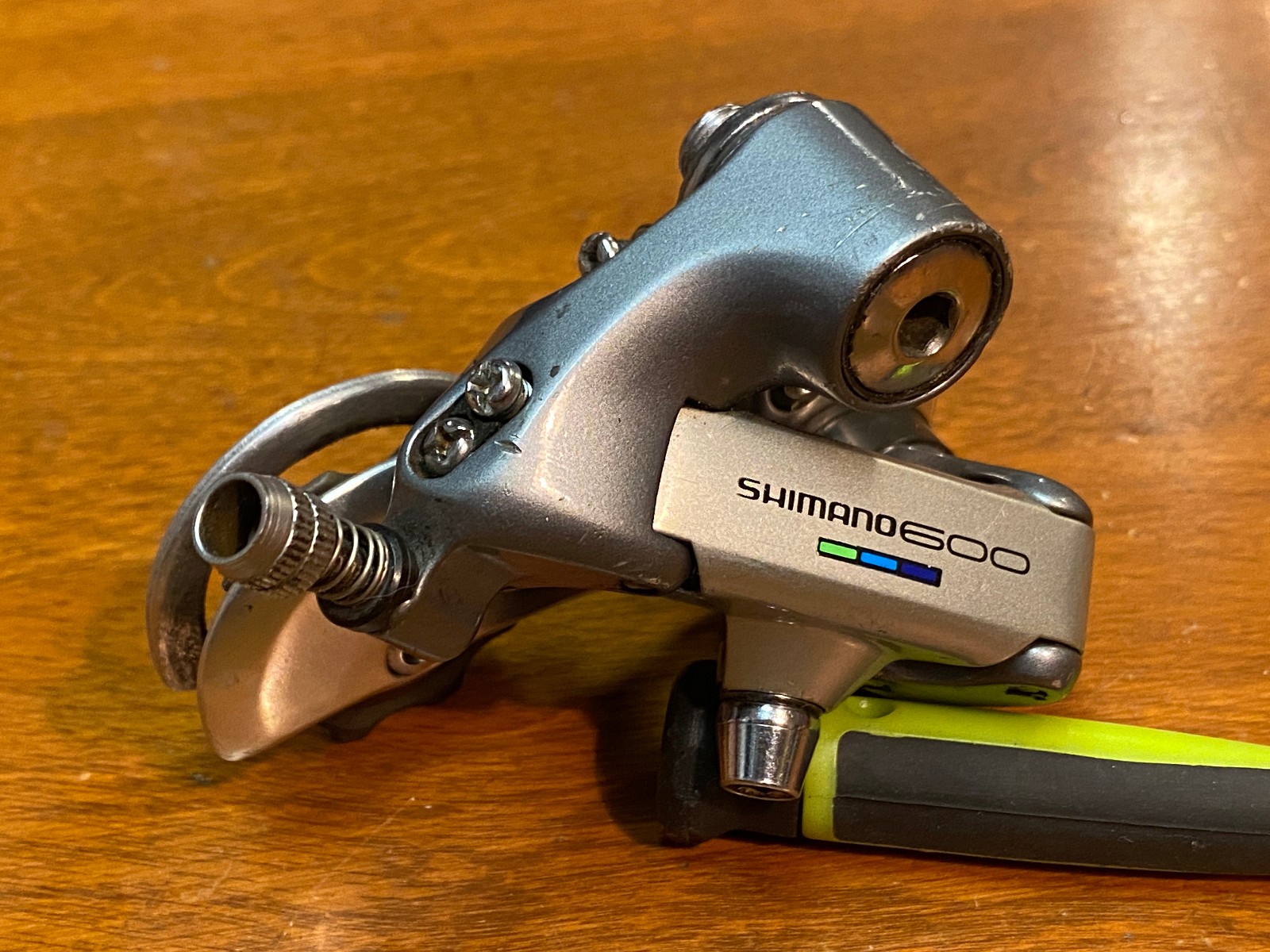 Vintage Shimano 600 Tricolore RD-6400 6-7 Speed Short Cage Rear Derailleur