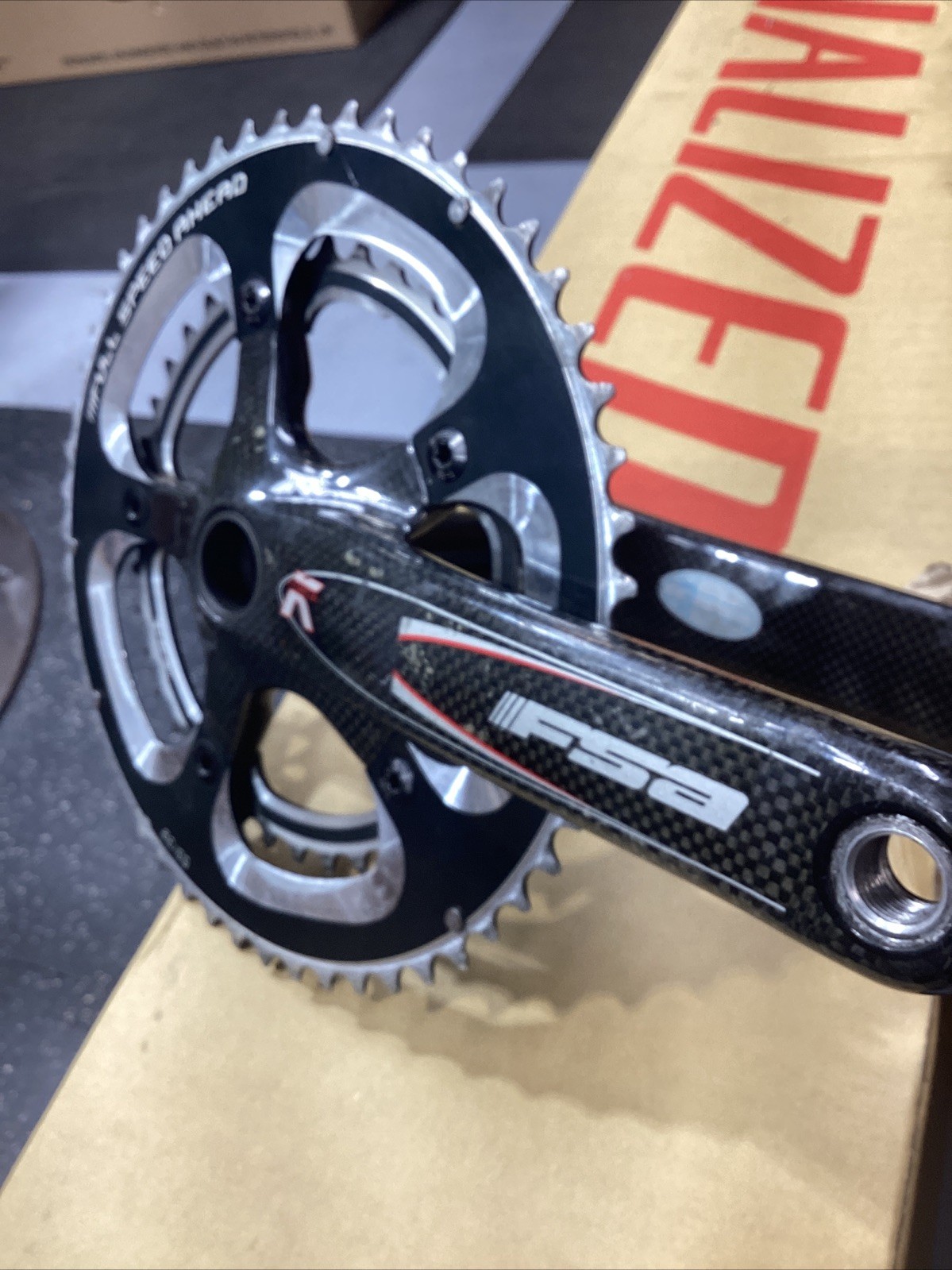 FSA K-FORCE CARBON CRANKSET DOUBLE 53-39 TOOTH 10 OR 9 SPEED 175 MM W/ BRACKET