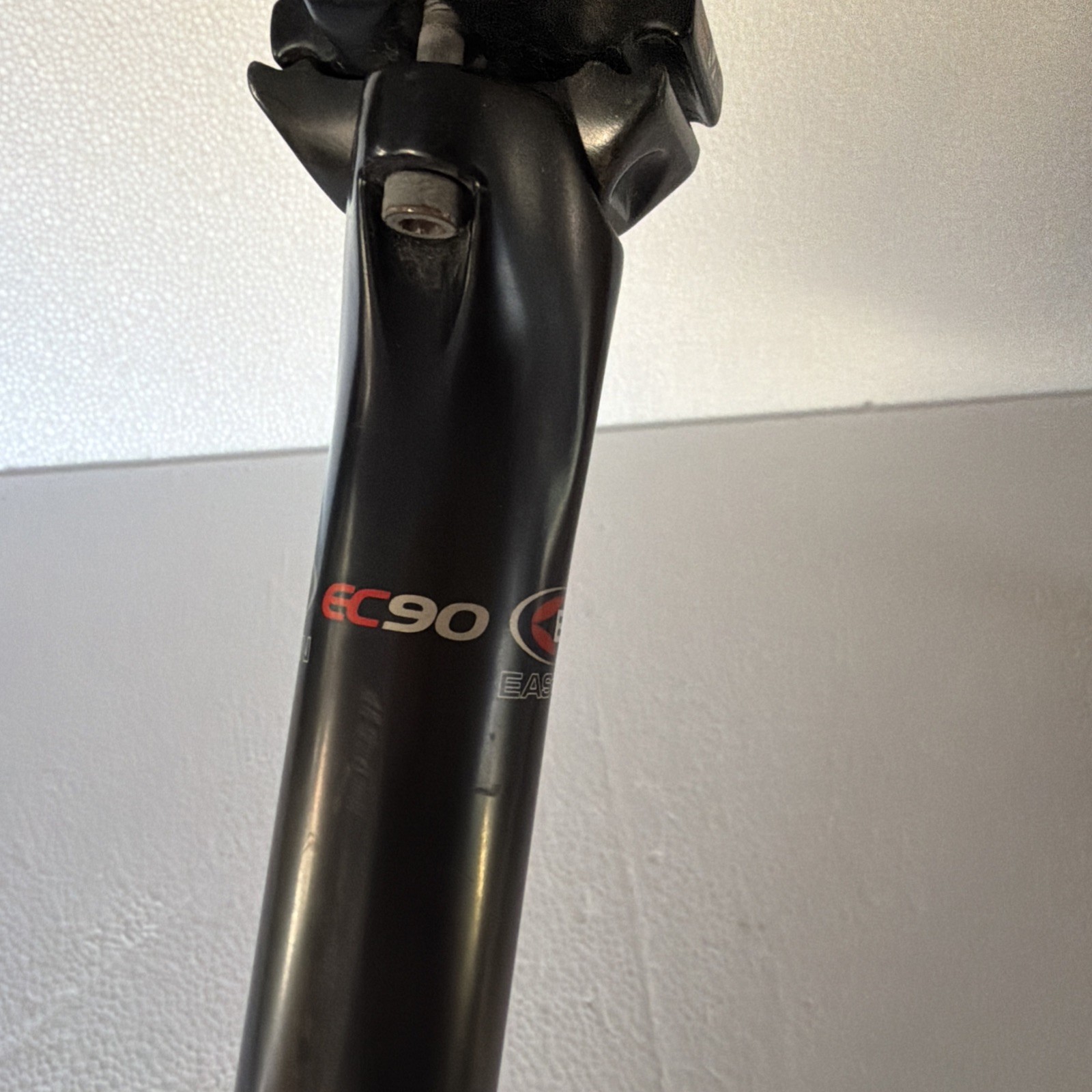 Easton EC90 Zero Seatpost 31.6mm Diameter and 400mm Length. Carbon Fiber