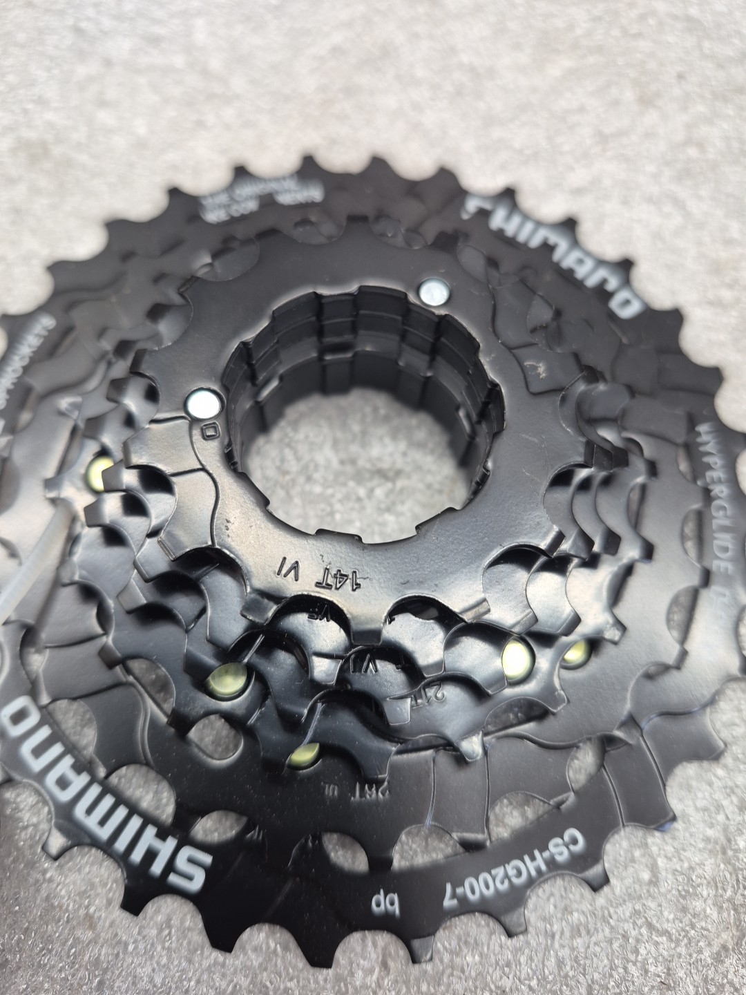 Shimano Hyperglide HG Sprocket Bicycle CS-HG200-7 7-Speed Cassette 12-32T