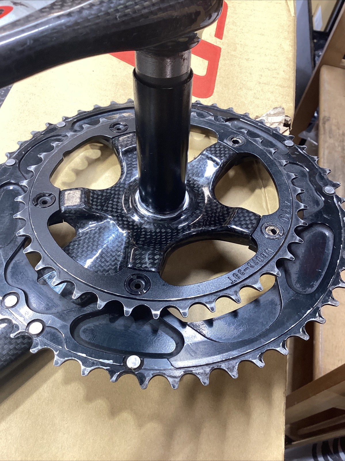 FSA K-FORCE CARBON CRANKSET DOUBLE 53-39 TOOTH 10 OR 9 SPEED 175 MM W/ BRACKET