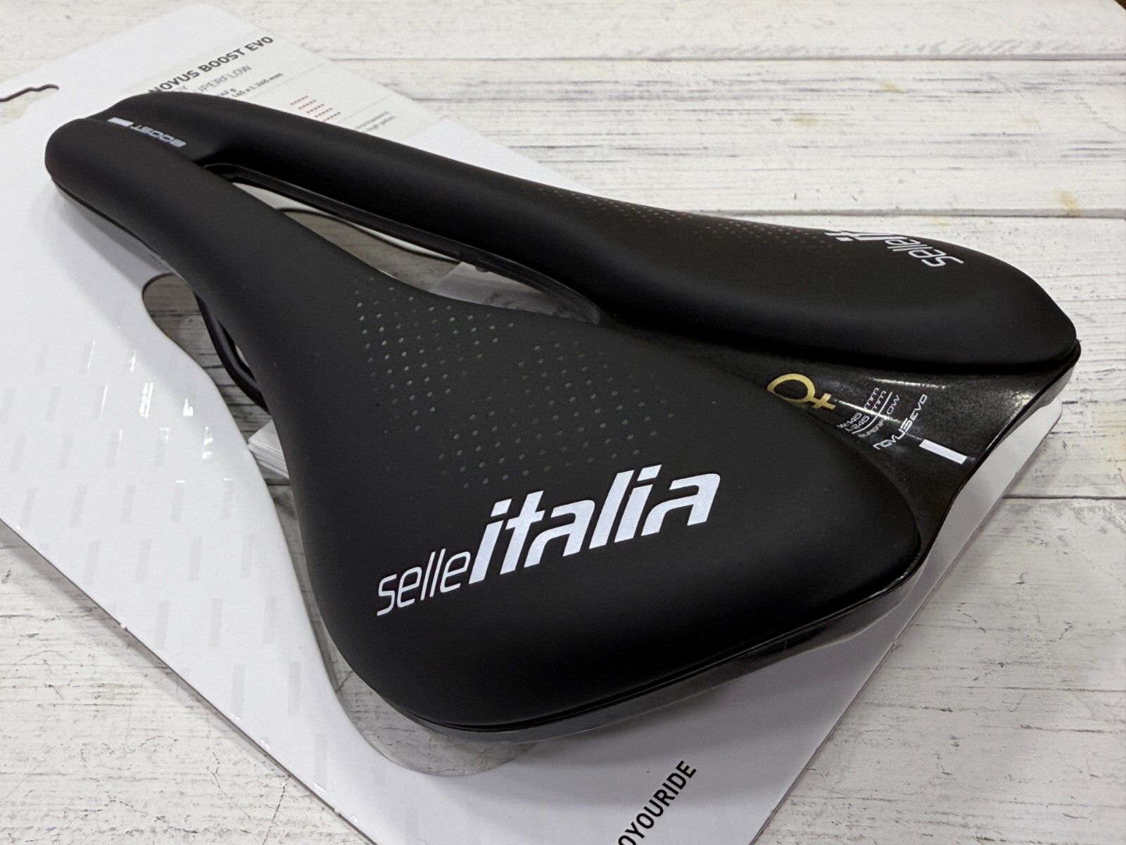 Selle Italia Novus Boost Evo Lady TM Superflow Manganese L3 (145 x 245mm) Saddle