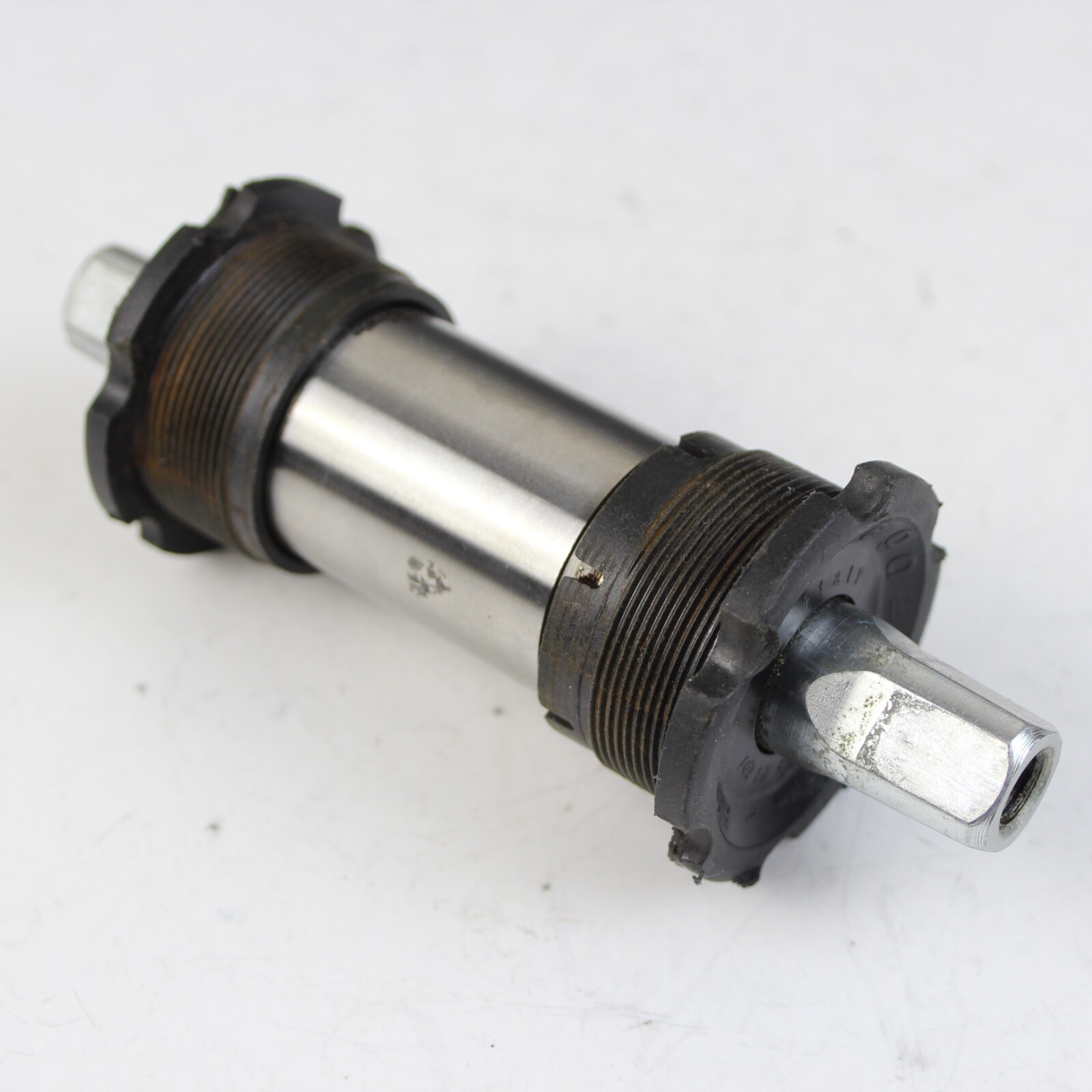 Ofmega Axis Bottom Bracket 119mm Spindle JIS Taper English BSA 68mm Shell