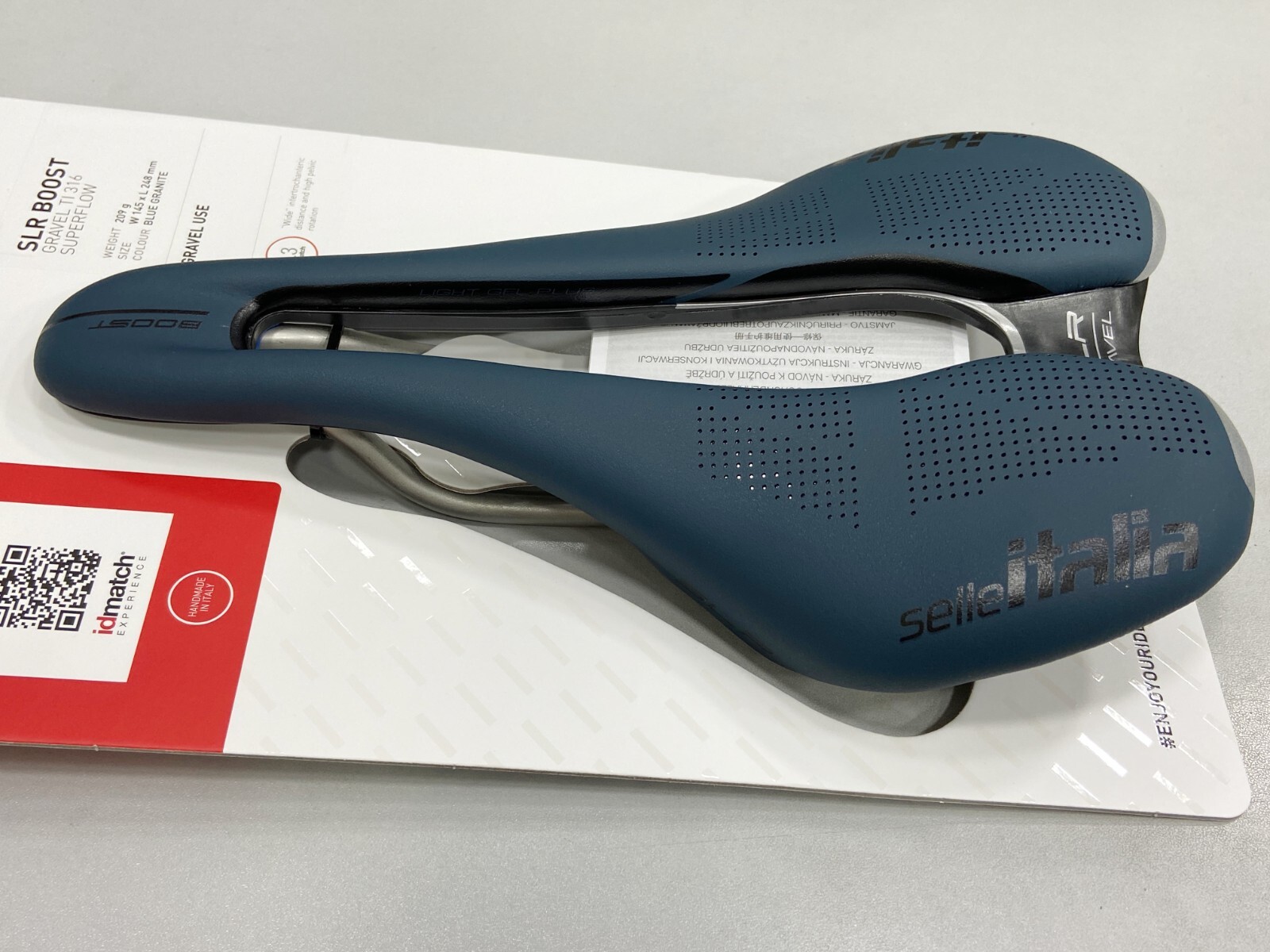 Selle Italia SLR Boost Gravel Ti316 Superflow L3(145x248mm) Saddle Blue Granite