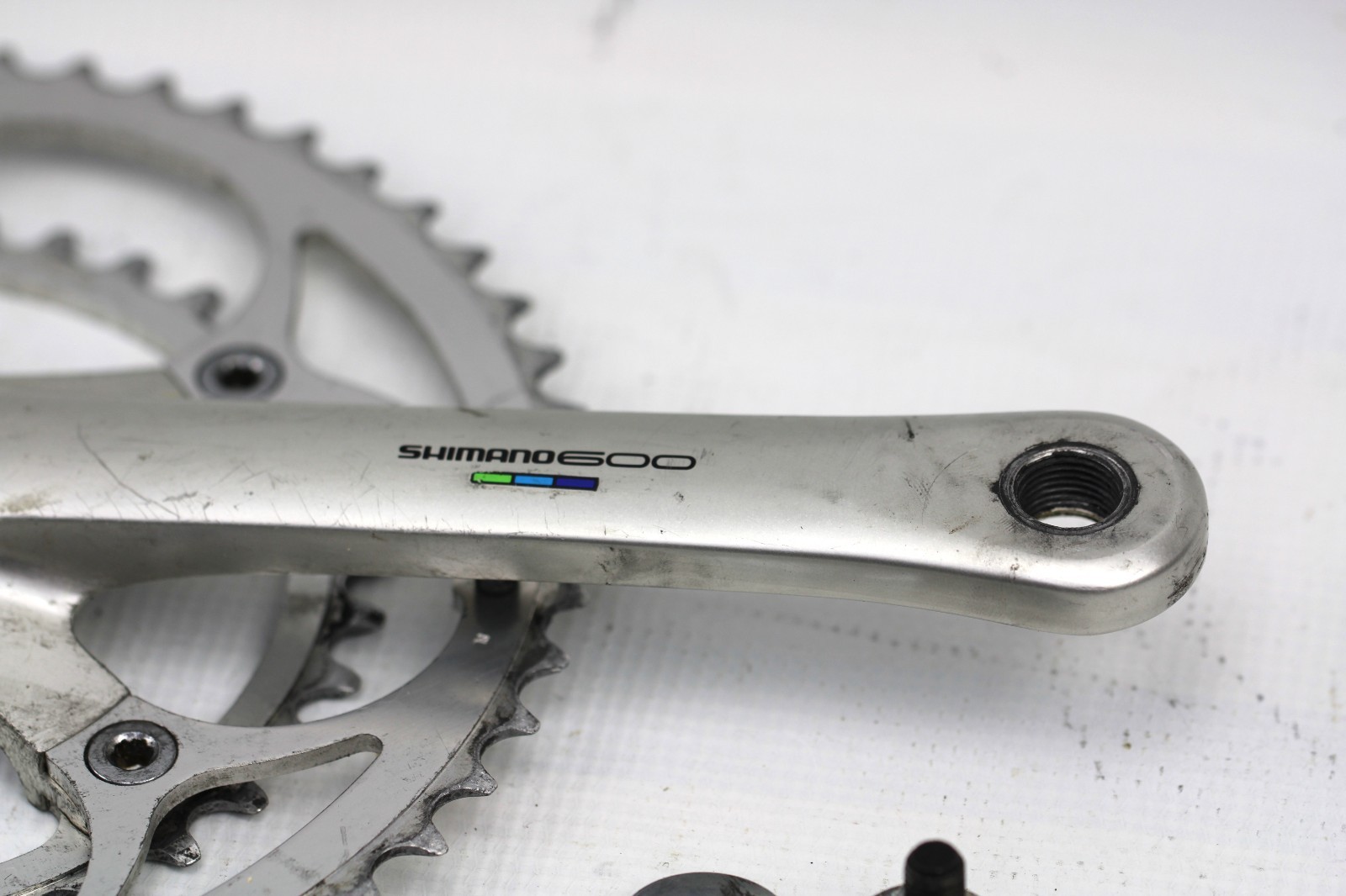 SHIMANO 600 ULTEGRA CRANKSET FC-6400 172.5mm 38-53t 680g Square Taper Double