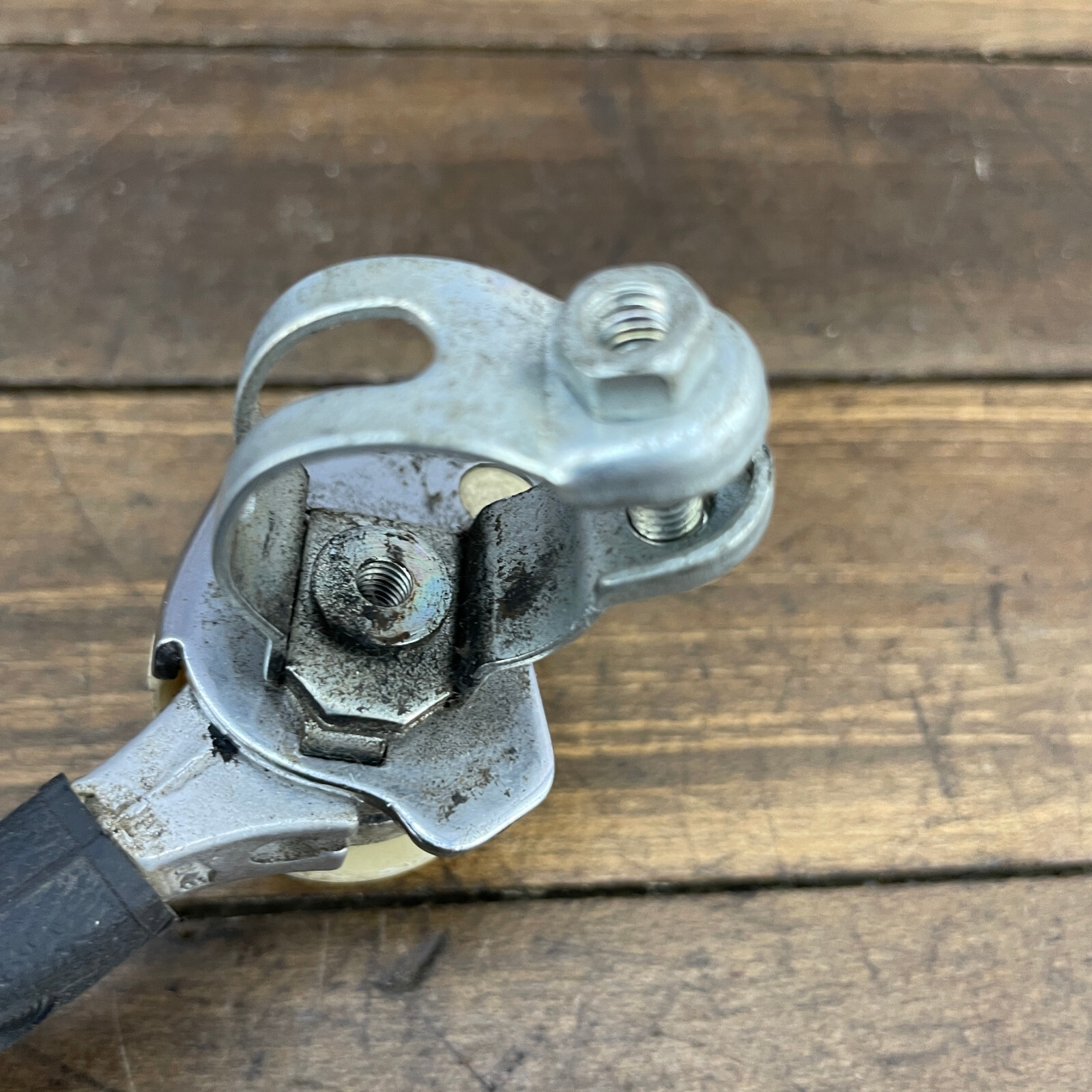 Vintage Shimano EM Thumb Shifter Right 80s MTB Friction Shift ATB 80s White