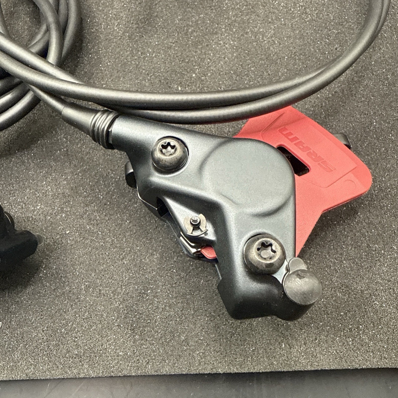 Sram Force Axs D1 1000/2000mm Hydraulic Disc Shifter And Brake Set 12 Speed (nw)