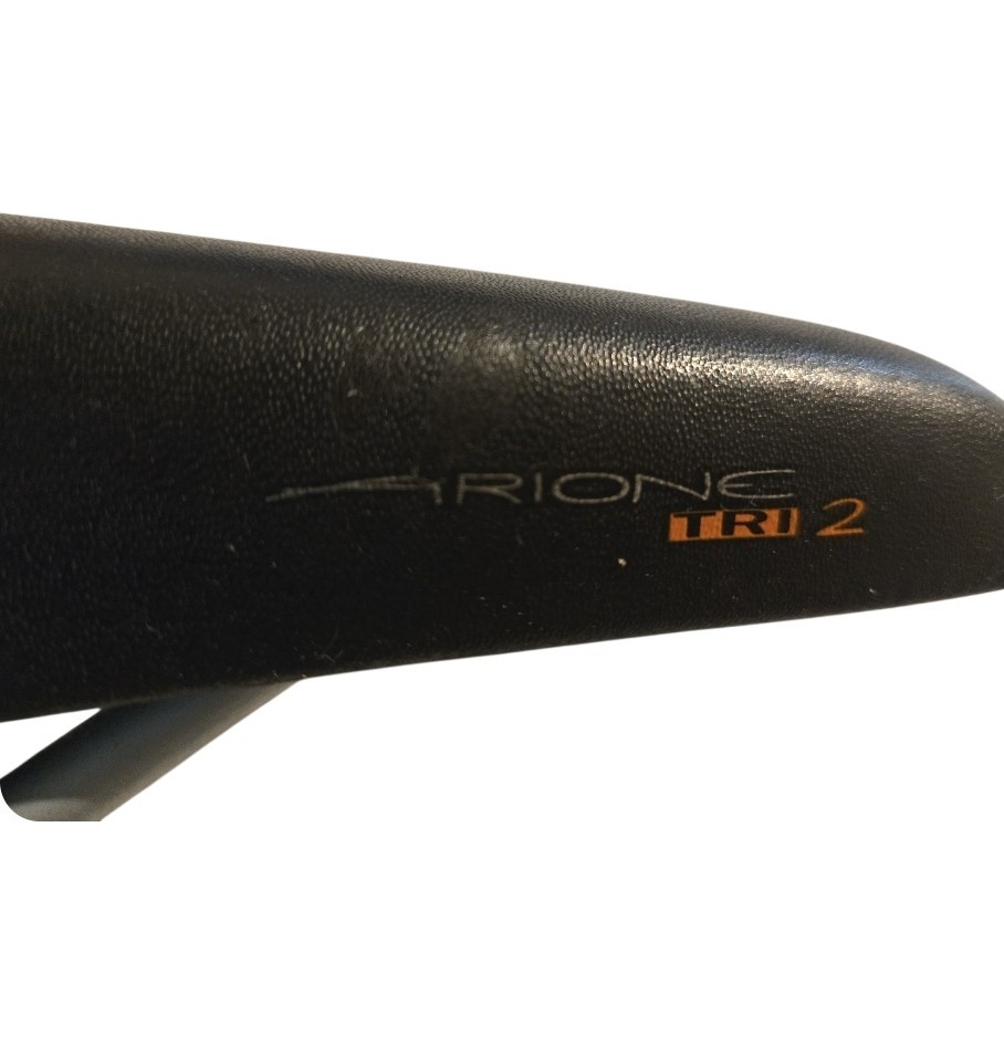Fizik Arione Tri 2 Black Racing Saddle Synthetic Alloy Road Triathlon Bike