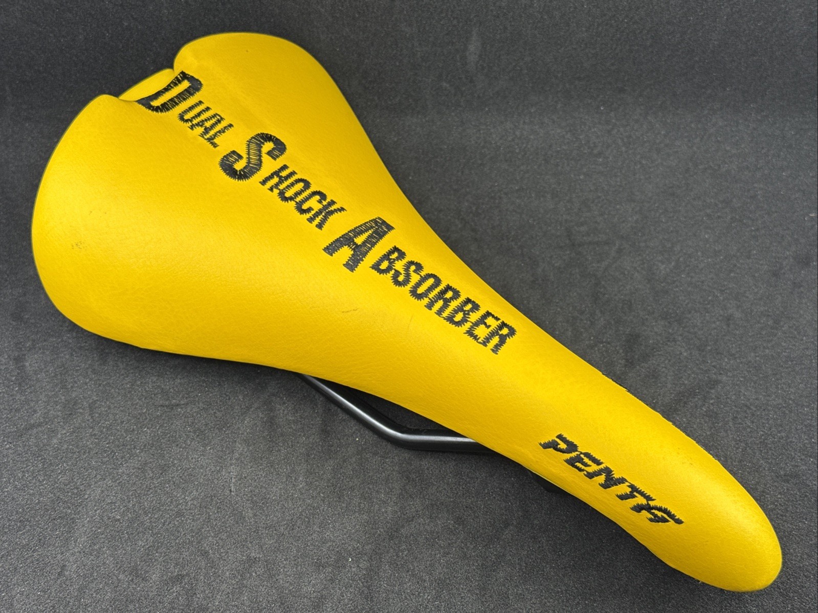 Gipiemme PENTA Saddle Dual Shock Absorber Yellow Steel Rails 270mm x 140mm