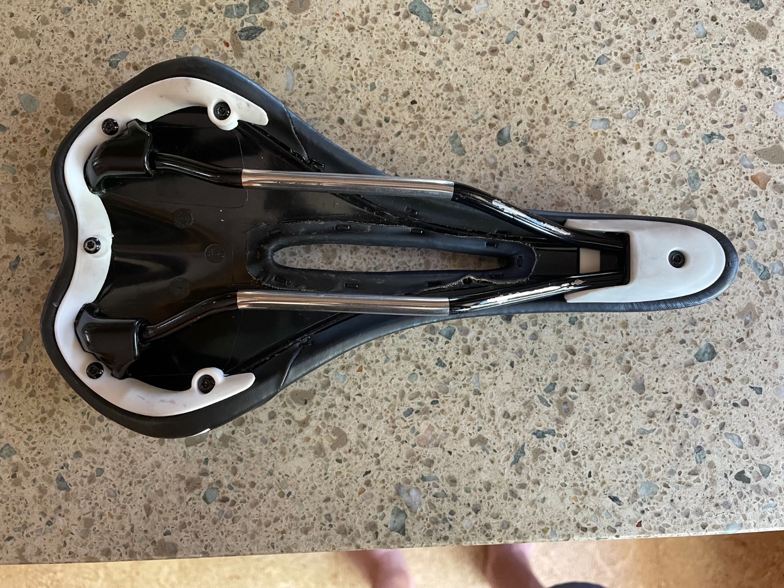 SDG Allure 265x143mm Bicycle Bike Saddle Black/White