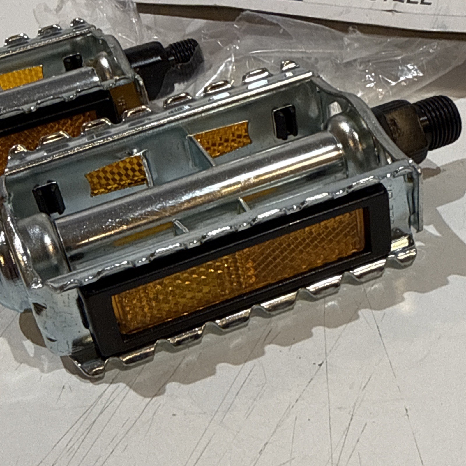 Vintage Cyclists’ Choice Steel Rat Trap Pedals 9/16″ w/ Reflectors 655-432 NOS