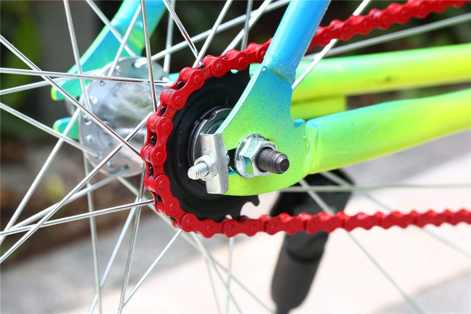 Stunning Red High Carbon Steel Bicycle Chain 1/2″ x 1/8″ for Singlespeed Bikes