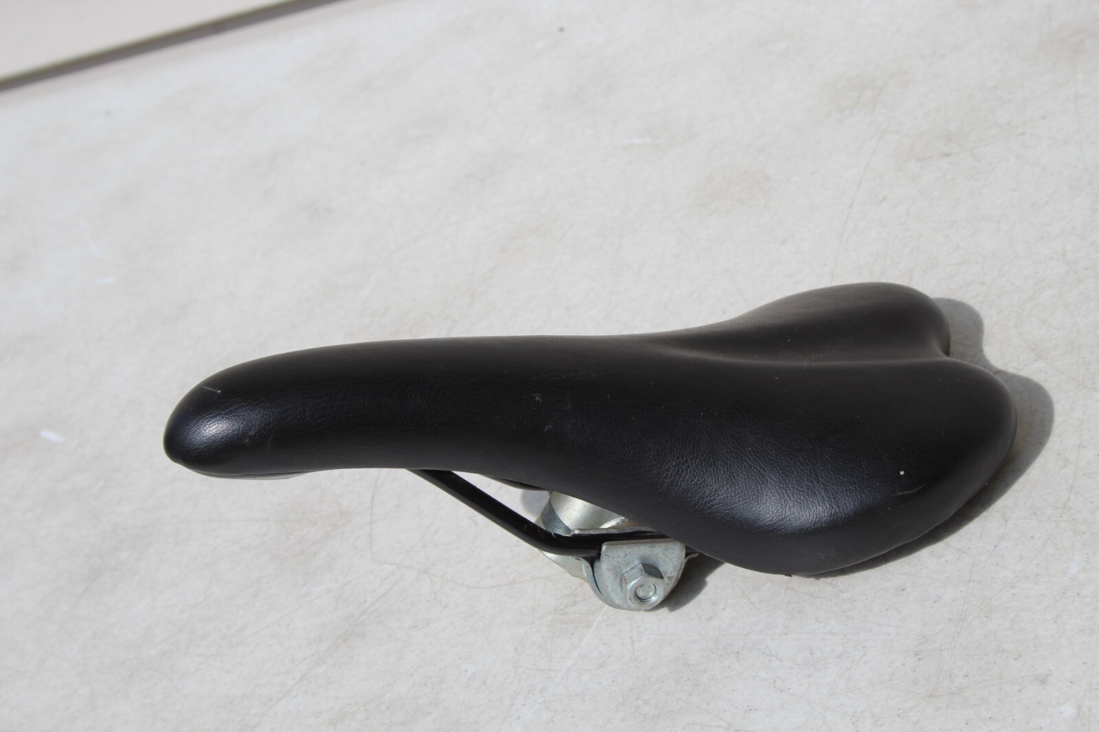 Fizik Vesta Road Bike Bicycle Cycling Saddle With Manganese Rails 2015 Black