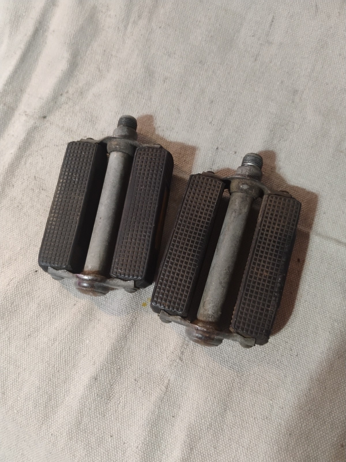Vintage Black Rubber Block Platform Pedals With Reflectors Made In Germany 9/16″