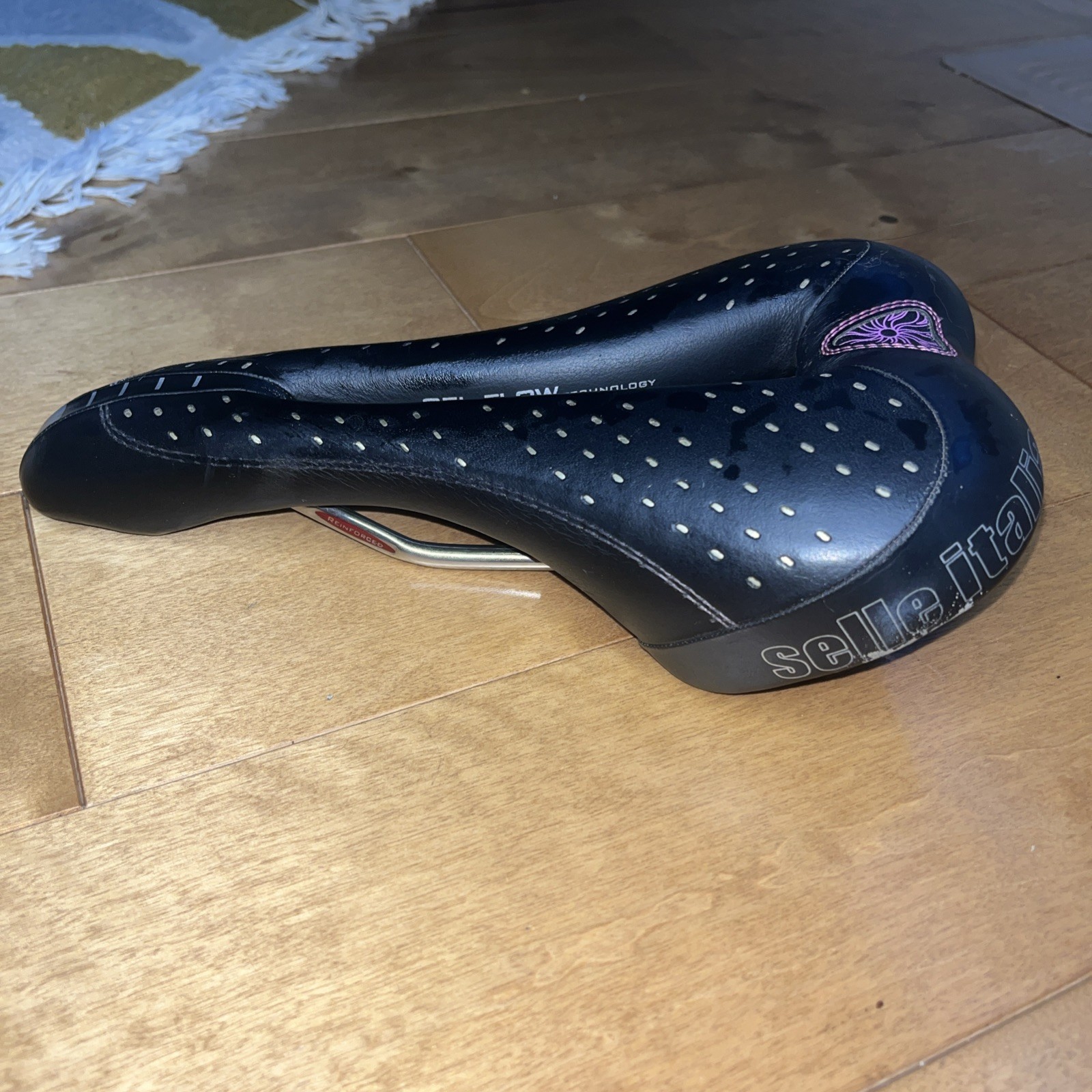 Selle Italia Diva Gel Flow Saddle / women’s