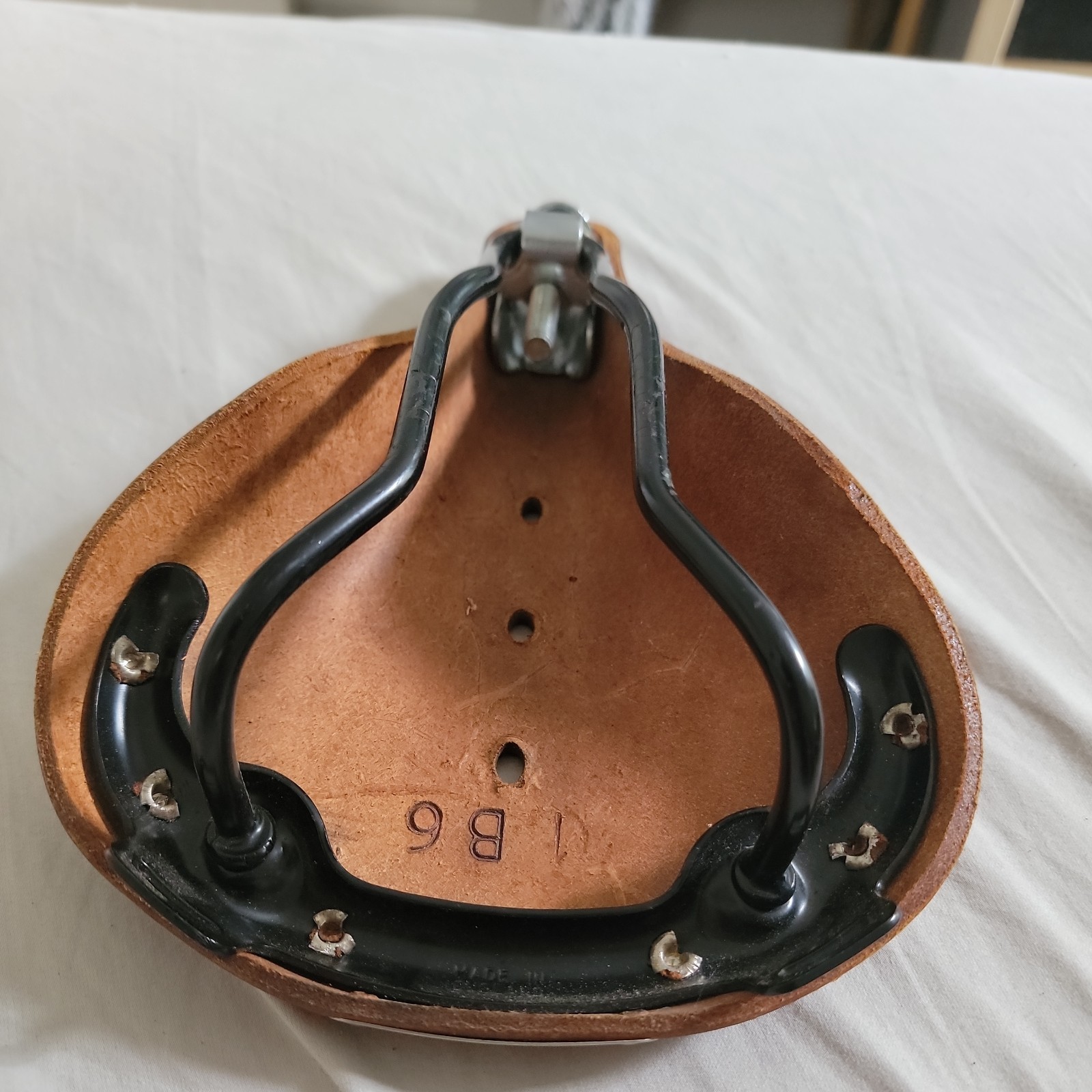 Brooks B17S (Short) Ladies Standard Leather Saddle Honey Brown Bicycle Bike Seat