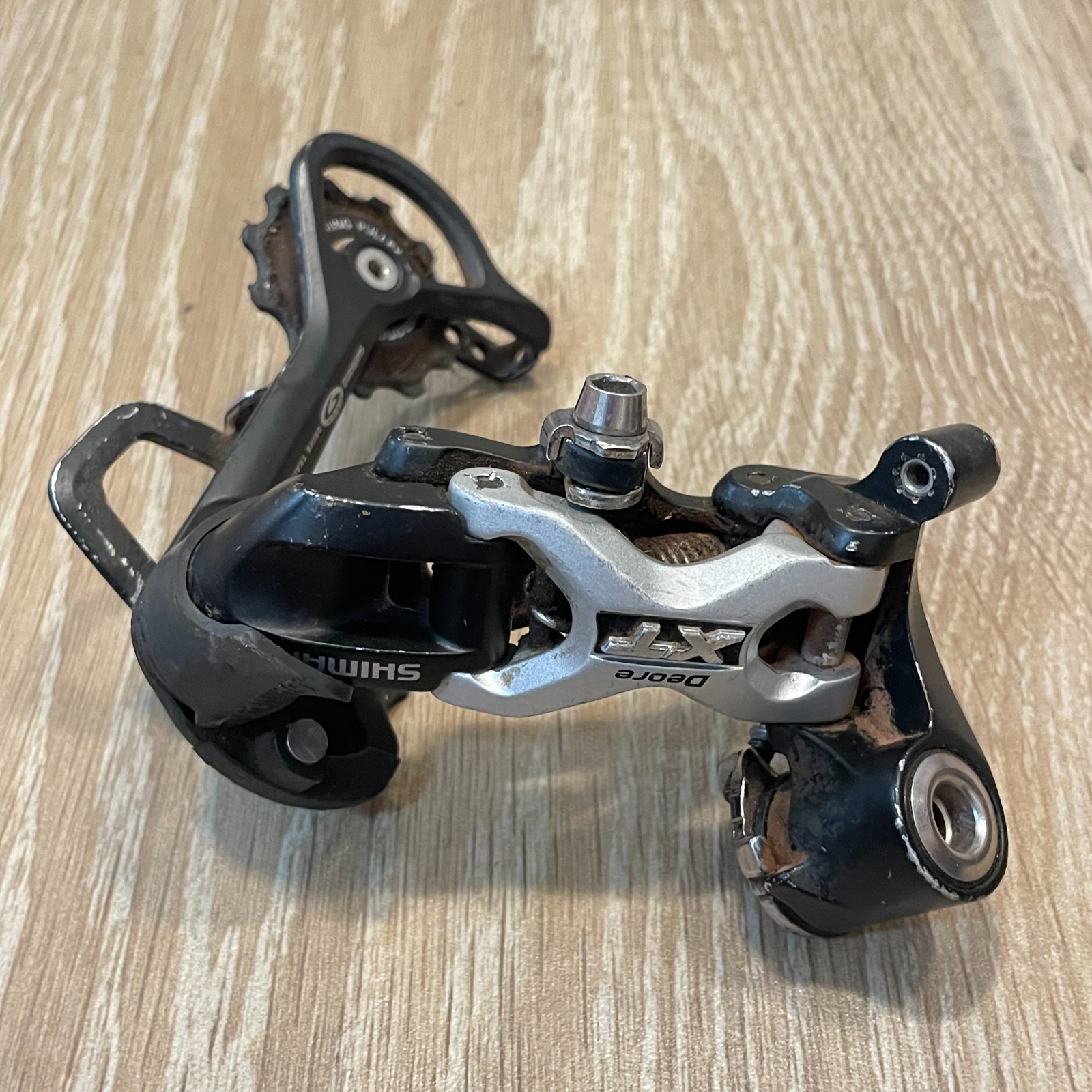Shimano Deore XT RD-M770 Rapid Rise MTB Short Cage Rear Derailleur 3x9S