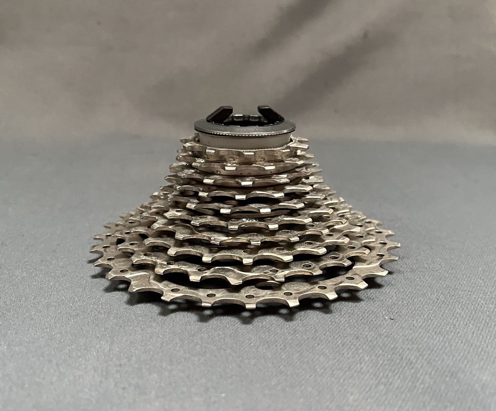 Shimano Ultegra CS-6700 Cassette Road / Gravel 10 Speed 11-28t 235g Silver