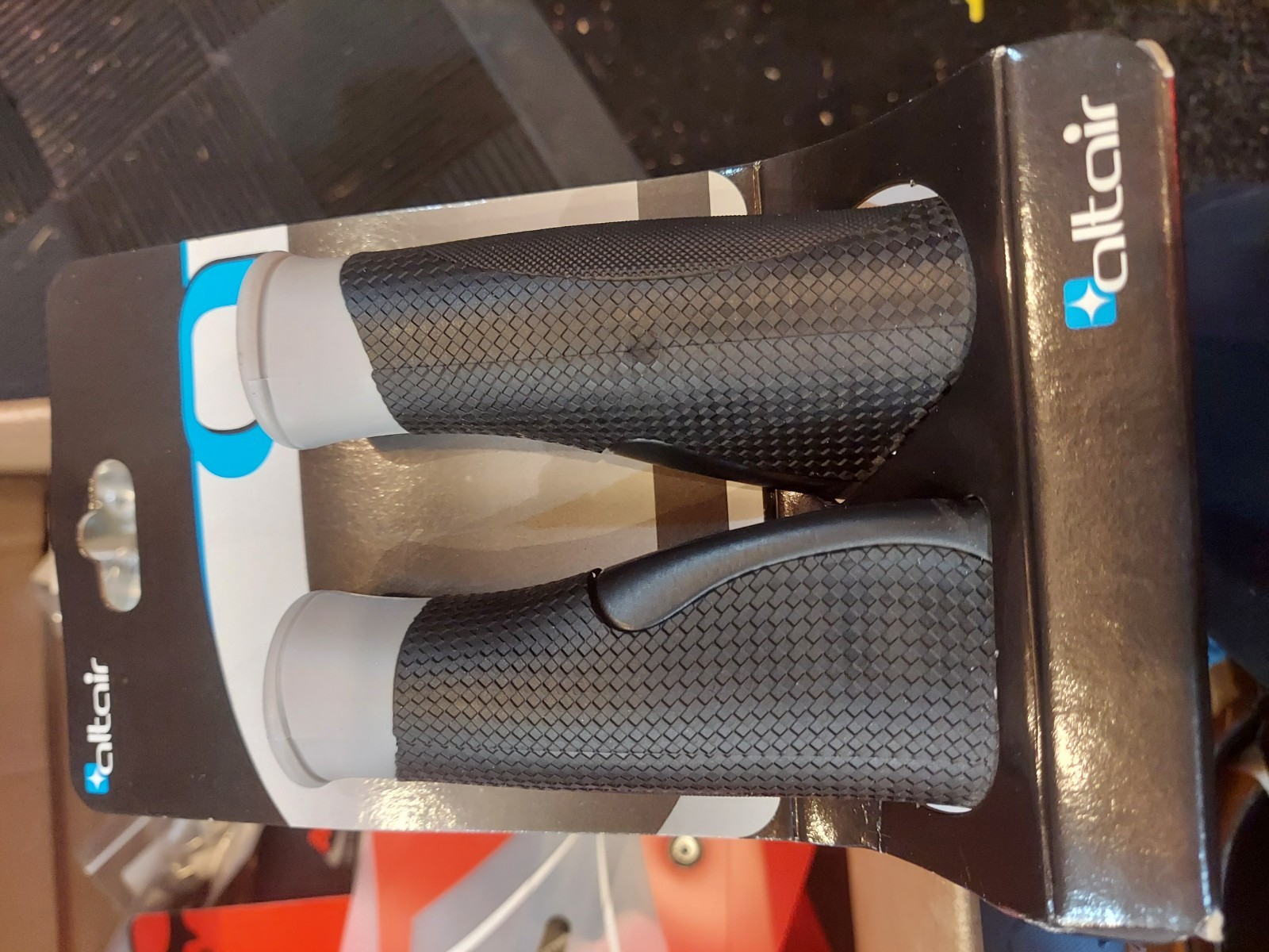 Grips Altair, Ergo Base Black/Grey 136mm