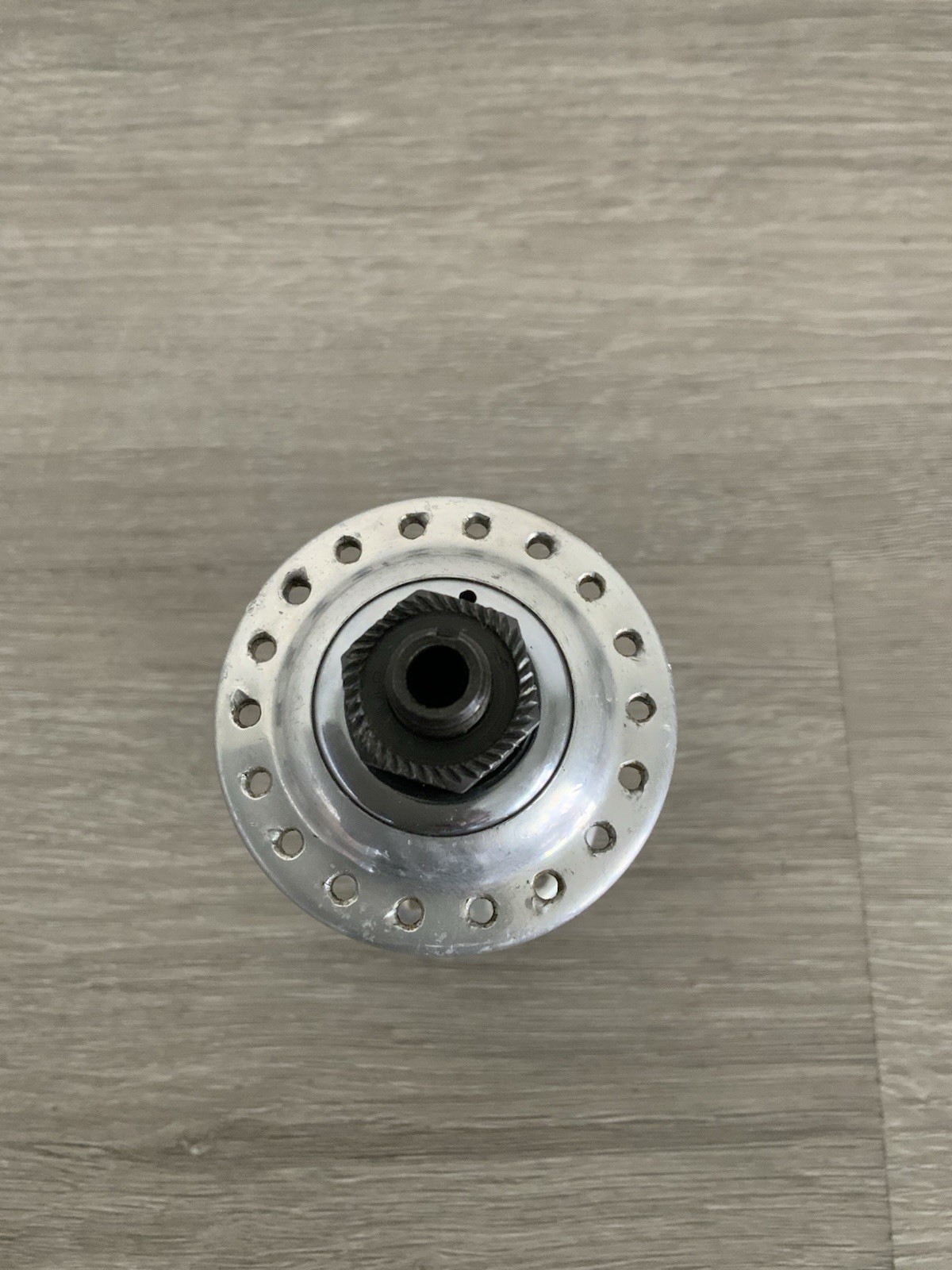 CAMPAGNOLO RECORD FRONT HUB 36 HOLE 100 MM SPACING