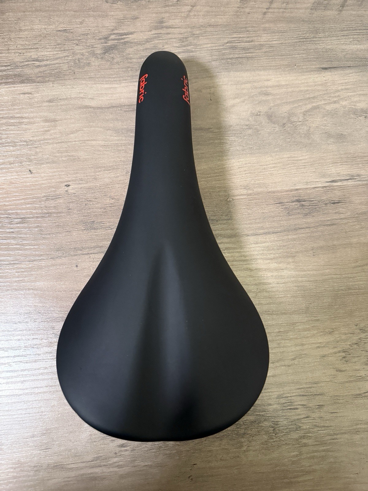 Fabric Scoop Race Radius Bicycle Saddle 142mm Black Red 270 Grams Mountain Bike