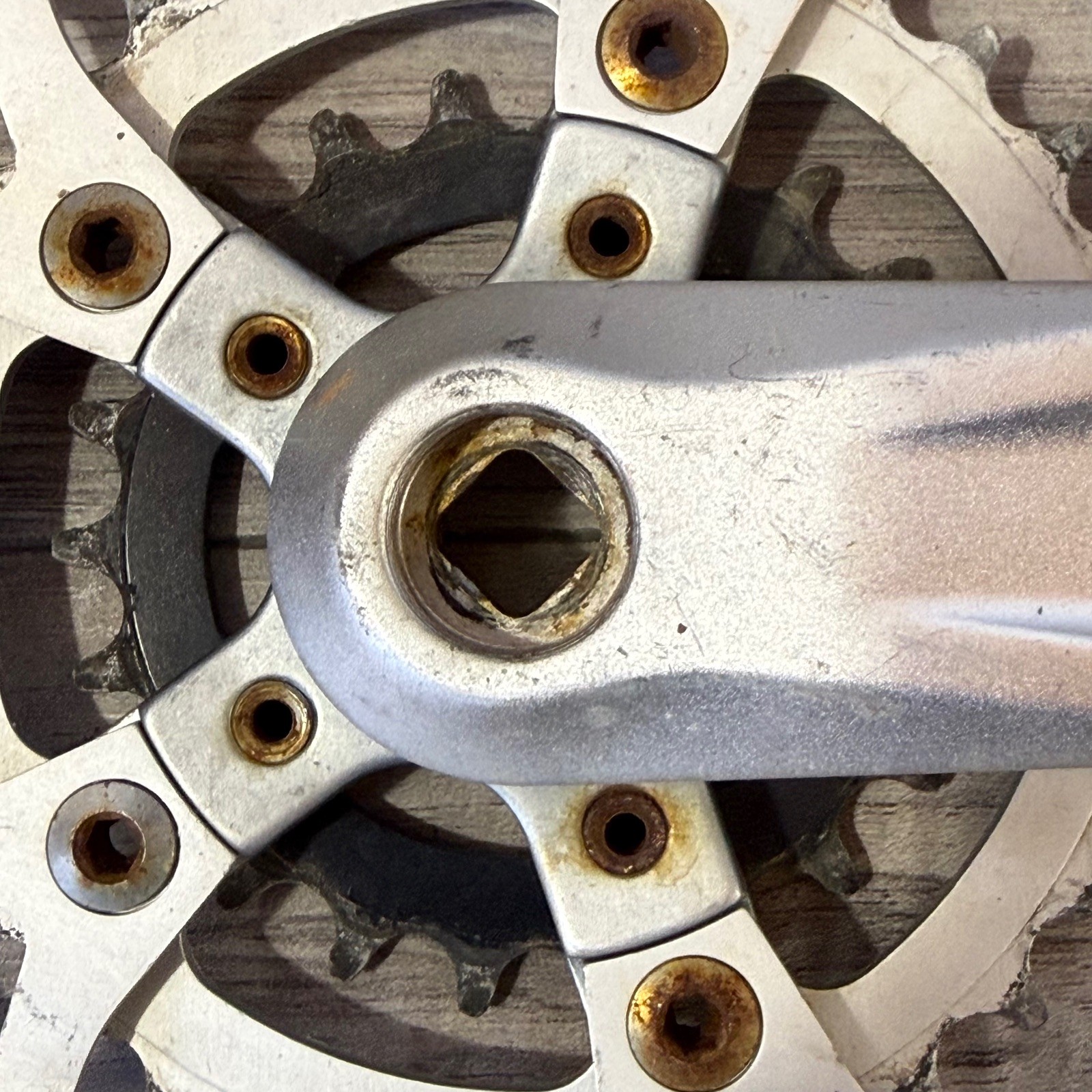 Kona Curve C3 MTB Crankset 176 Square Taper Triple 94BCD 22 32 44 Silver