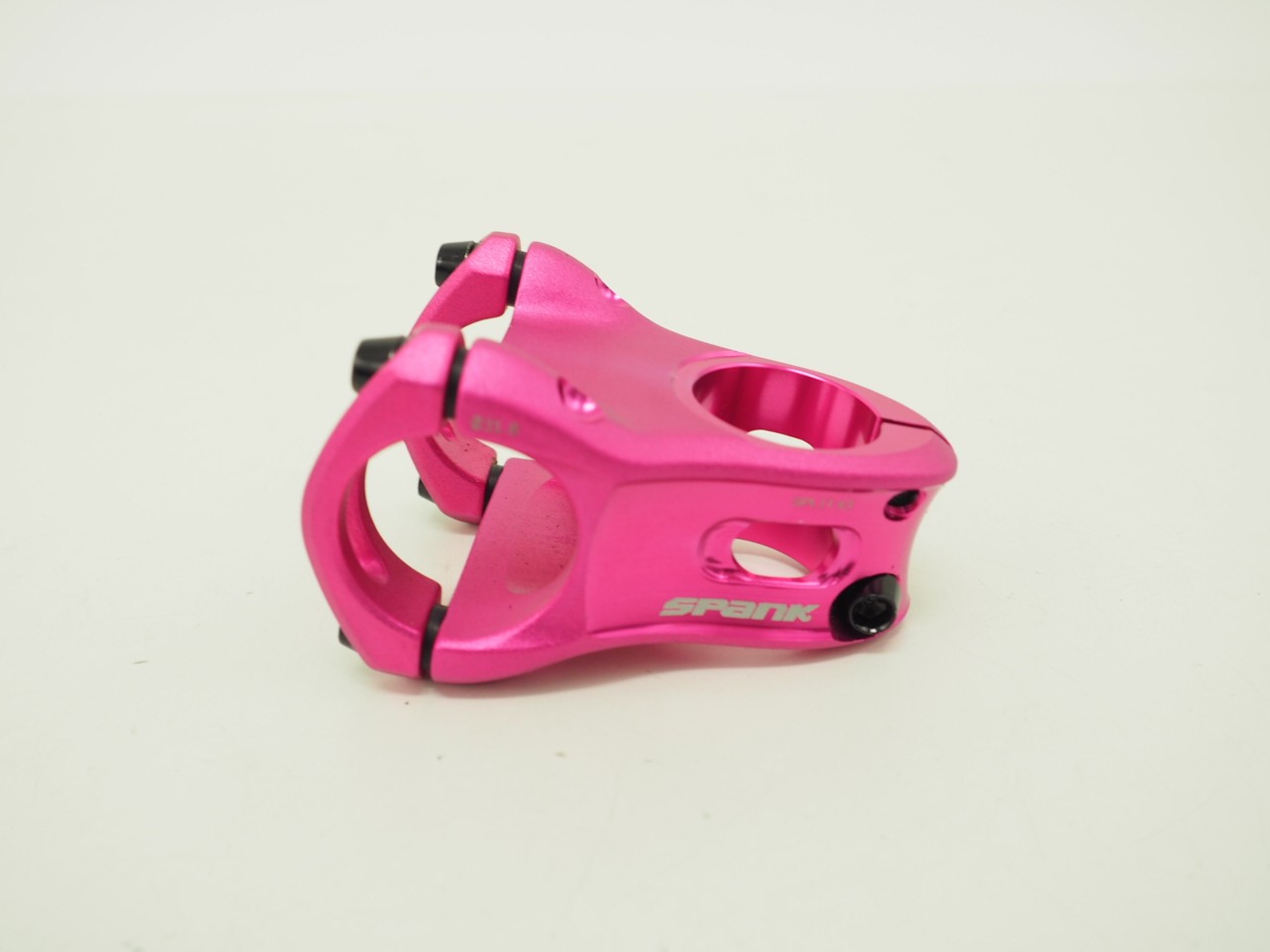 Spank Split 43 Mountain Bike Stem Pink 31.8mm x 43mm x 1-1/8″