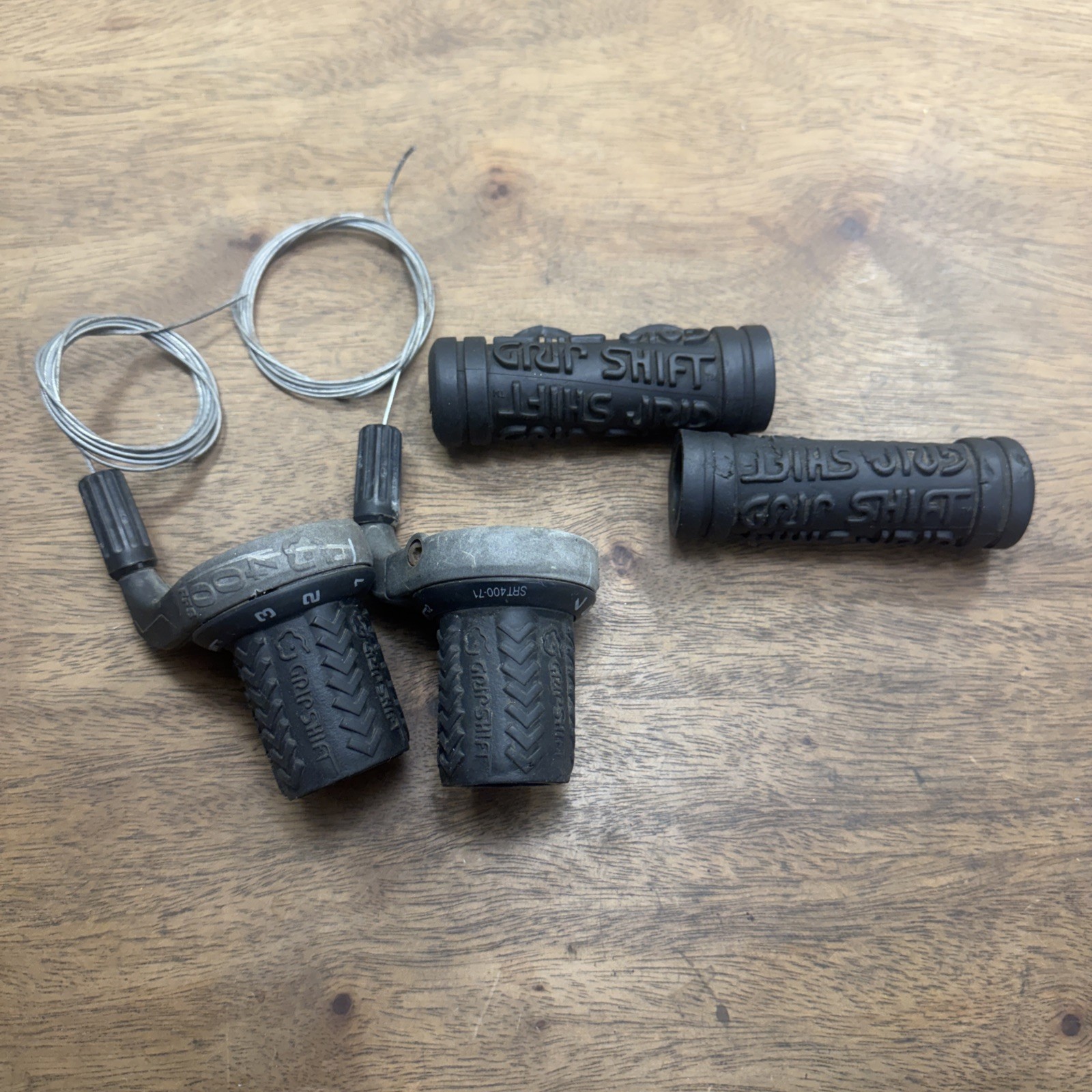 SRAM Grip Shift FSS400 Mountain Bike Shifter Pair Triple 3×7 Speed