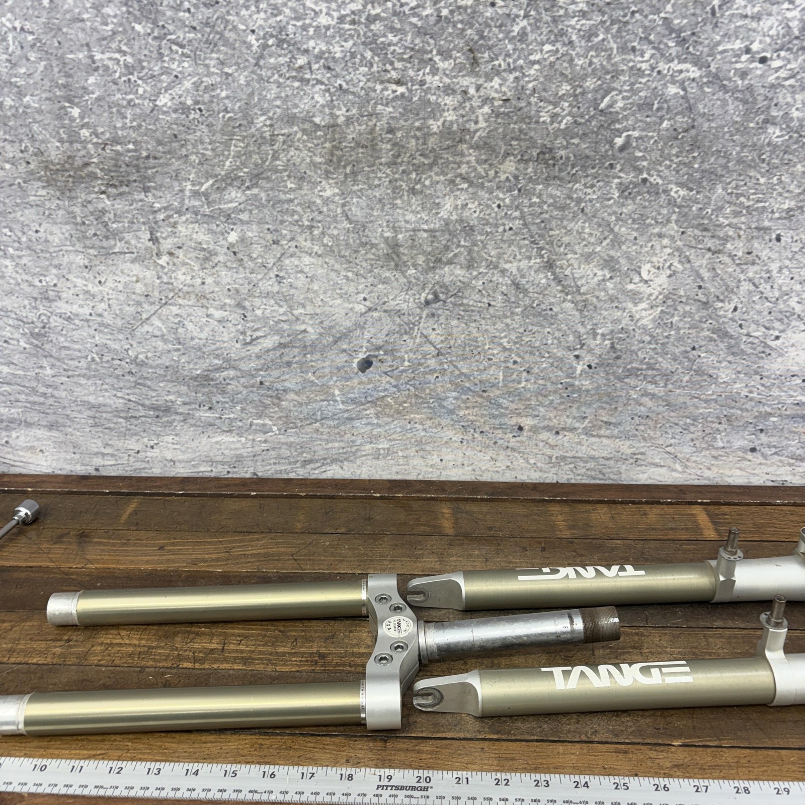 Vintage Tange Switchblades Suspension Fork PARTS 1in Threaded Stanchion Crown 26