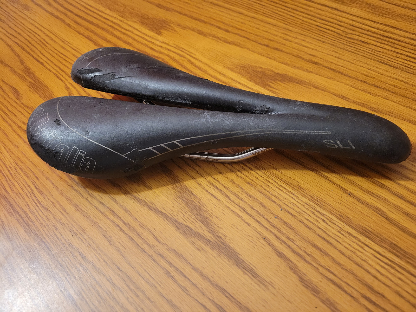 Selle Italia SLI Saddle Black Leather Vanox Rails Cutaway