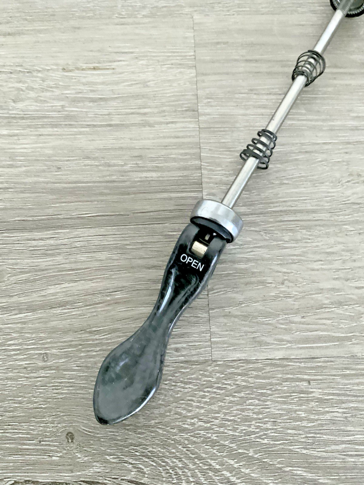 PRO LITE FRONT SKEWER 100 MM SPACING CARBON LEVER NYLON NUT 48 GRAMS